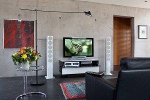 Revox in Jena mit Revox M51, G Prestige Lautsprecher, Artemide Nestore Lettura und ClassiCon Adjustable von Eileen Gray 